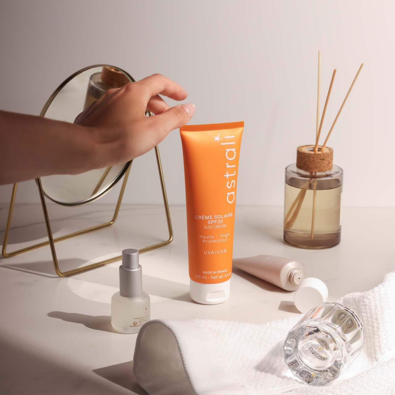 ASTRALI BALANCING MASK